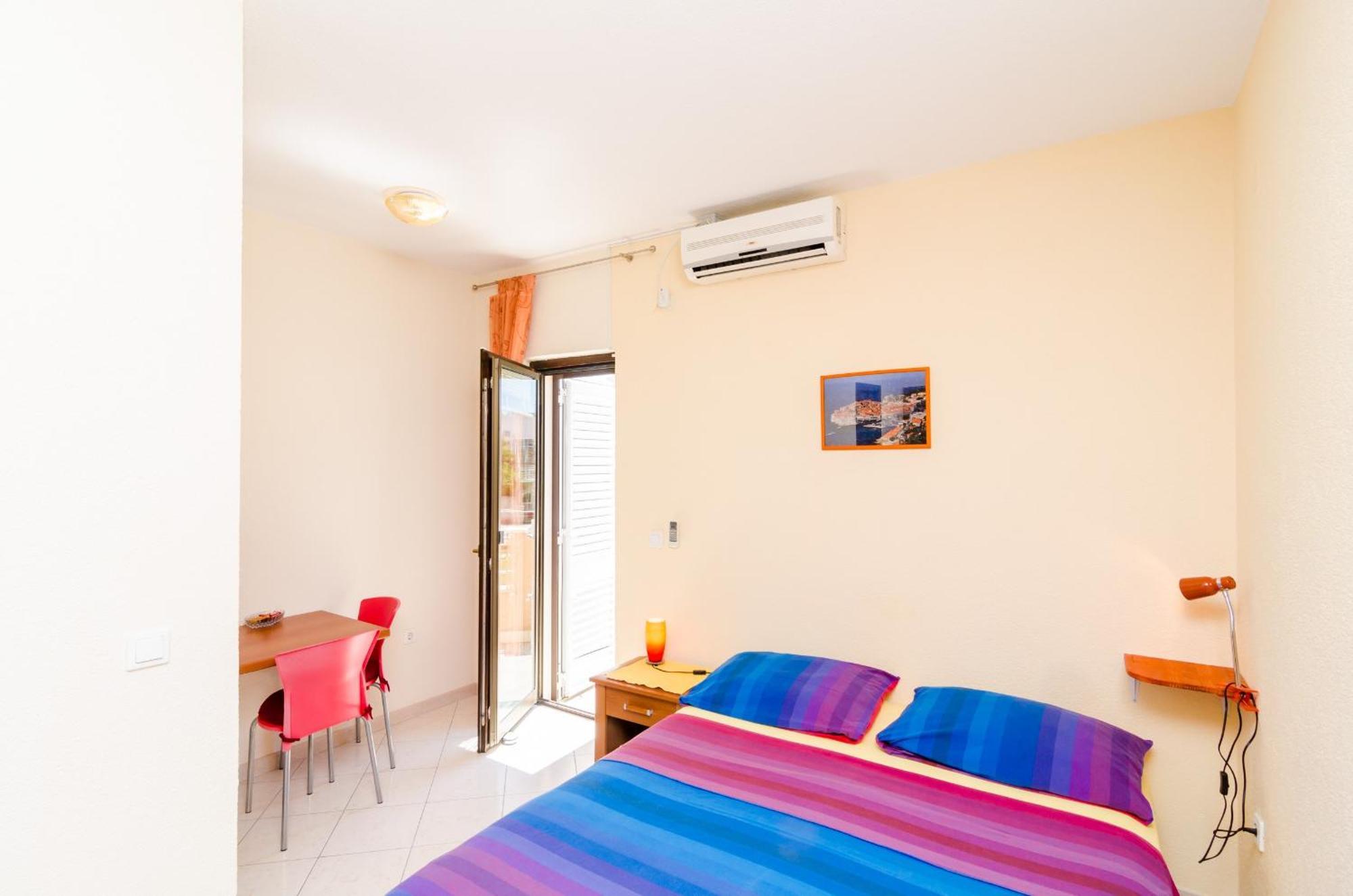 Guesthouse Somnium ツァヴタット 部屋 写真