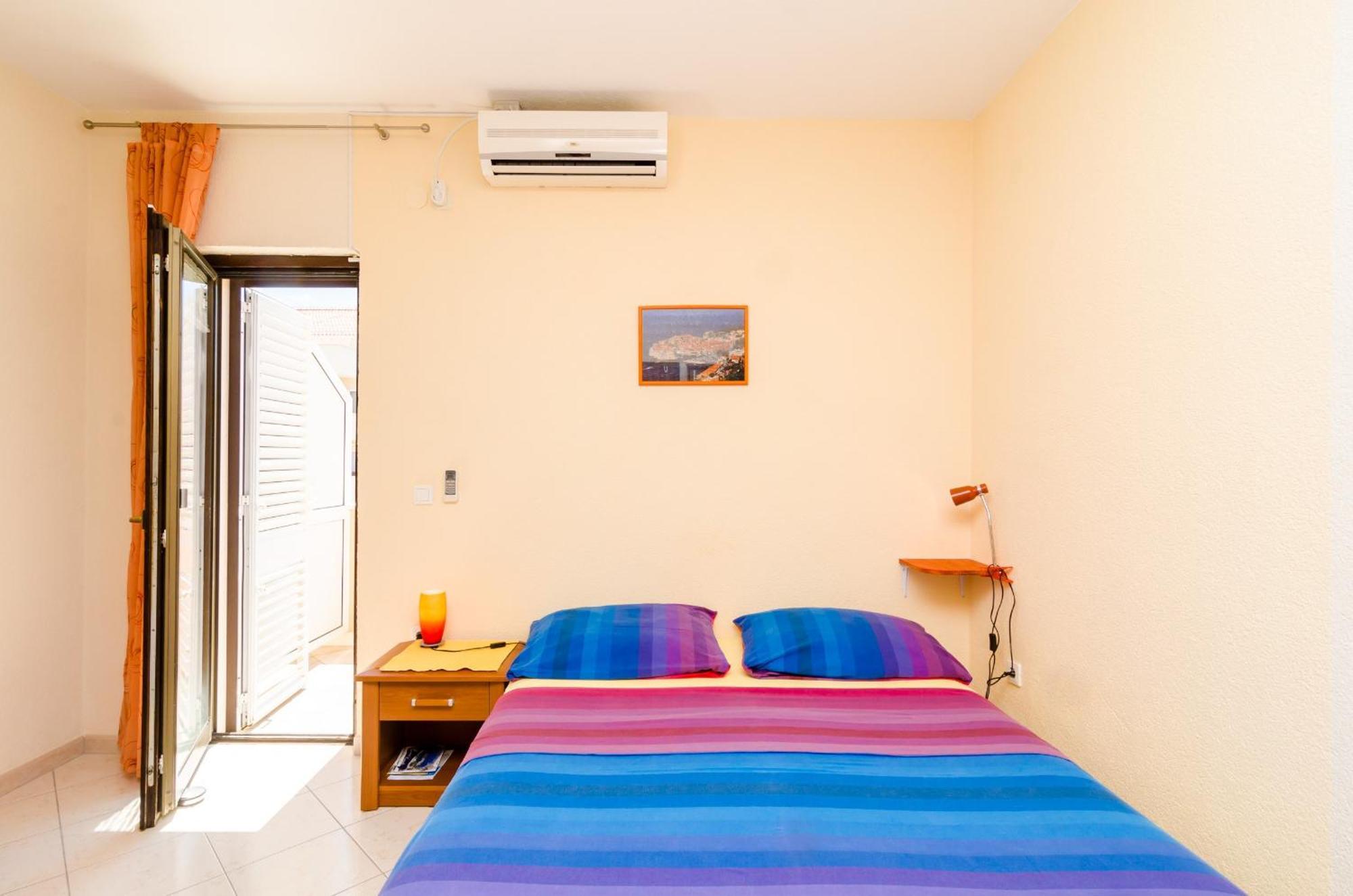 Guesthouse Somnium ツァヴタット 部屋 写真